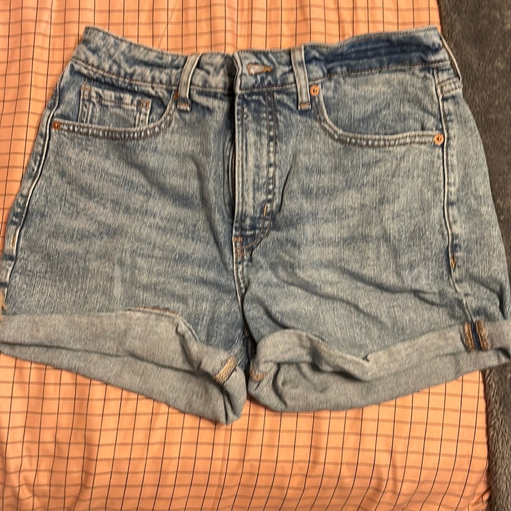 Old navy O.G. High rise shorts.